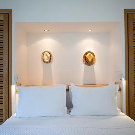 Kavos Naxos Apartmanhotel 3*