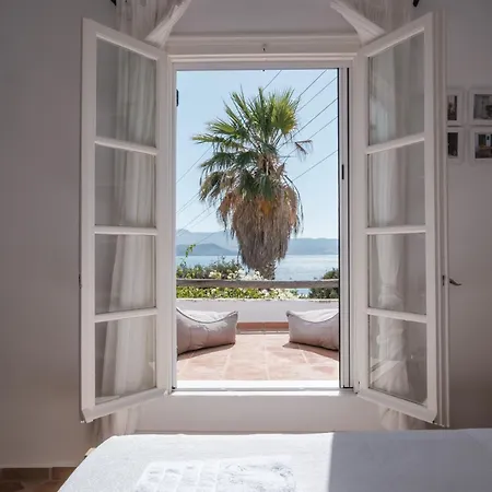 Kavos Naxos Apartmanhotel 3*