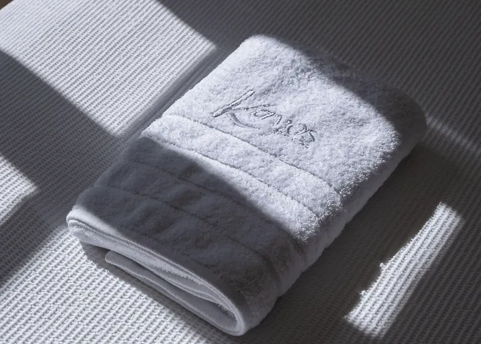 Kavos Naxos Aparthotel