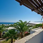 Kavos Naxos Aparthotel 4*