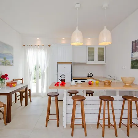 Kavos Naxos 3*