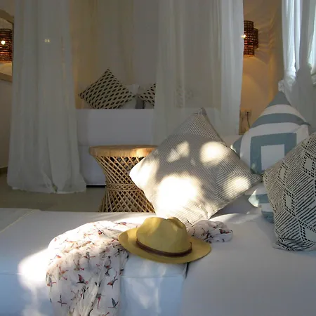 Kavos Naxos Στελίδα