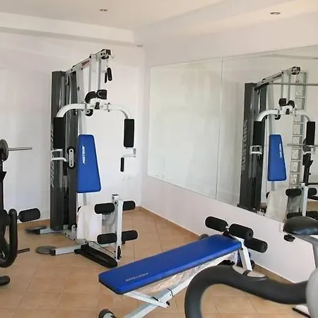 Kavos Naxos Aparthotel 4*