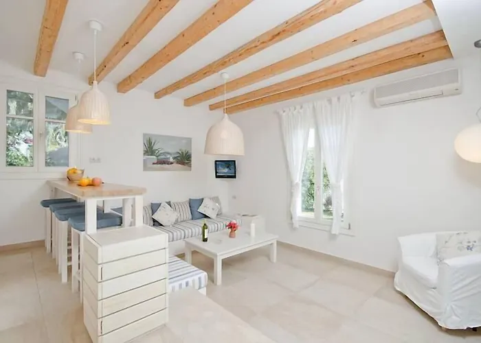 Kavos Naxos 4* Stelida (Naxos)